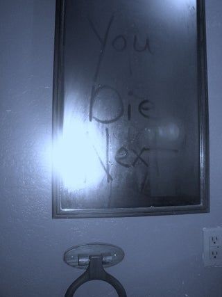 Simple 'message in Mirror' Prank - Instructables Mirror Writing, Easy Pranks, Halloween Mirror, Scary Pranks, Halloween Pranks, Creepy Pictures, Mirror Sign, Important Life Lessons, Mirror Bathroom