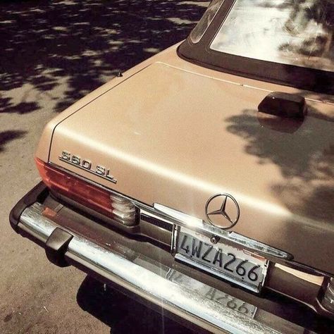 Old Mercedes, Car Icons, Feed Ig, Mercedes Car, Vintage Icons, Beige Aesthetic, Old Money Aesthetic, Brown Aesthetic, Aesthetic Themes