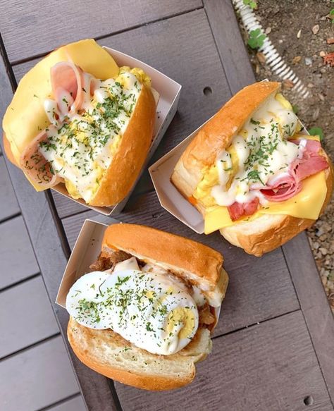 Korean Egg Sandwich, Bread Aesthetic, Korean Egg, Menu Breakfast, Sandwich Toast, Pretty Breakfast, Pasta Box, Smoked Sausage Recipes, Food Truck Menu