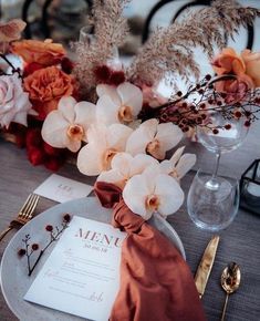 Cheap Wedding Table Centerpieces, Wedding Candles Table, Ceremony Arrangement, Fall Wedding Tables, Orchid Wedding, Fall Wedding Centerpieces, Wedding Floral Centerpieces, Wedding Venue Inspiration, Wedding Centerpieces Diy