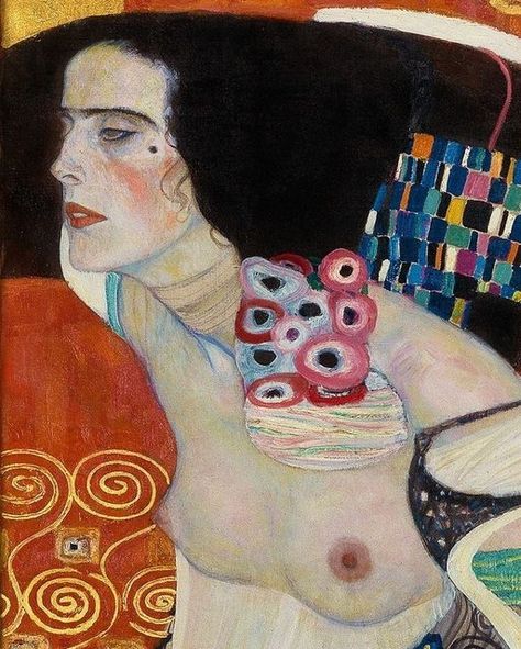 DAILY PAINTINGS WITH EMIL on Instagram: "When Gustav Klimt painted Judith I (second picture to the left) it shocked the world. To see the Biblical figure, the pious Jewish widow Judith, painted like she was taking pleasure in beheading Holofernes was really too much for 1901's Vienna. Still, eight years later Klimt returned to the motif and painted the lesser known Judith II. This time it feels like the orgasmic facial expression is gone and the expression is more, hmm, indifferent or blasé. Wh Klimt Judith, Art Klimt, Gustav Klimt Art, Klimt Paintings, Klimt Art, Framed Oil Painting, Handmade Oil, Detail Art, Paintings Art Prints