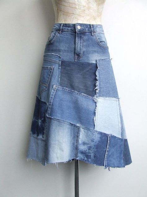 Patchwork Jean Skirt, Old Jeans Ideas, Jean Upcycle, Diy Jeans Crafts, Upcycled Denim Diy, Diy Denim Skirt, Divided Skirt, Patchwork Denim Skirt, Hippie Skirts