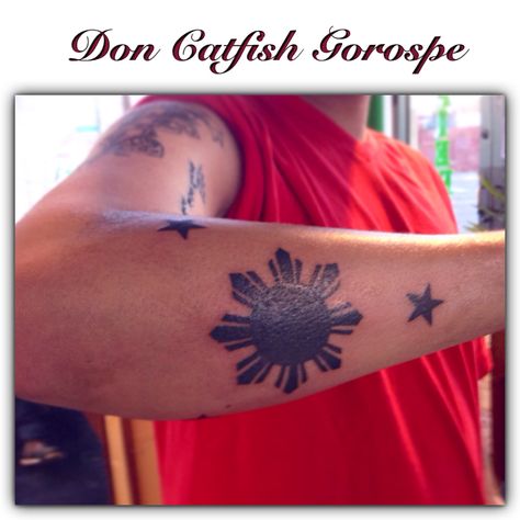 Filipino Sun & Stars tattoo by Catfish Don Sun Stars Tattoo, Filipino Sun, Stars Tattoo, Filipino Tattoos, Original Tattoos, Tattoo Portfolio, Calf Tattoo, Lotus Tattoo, Sun And Stars