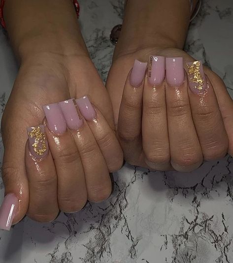 — @𝗝𝗔𝗪𝗡𝗬𝗚𝗬𝗔𝗟. ♡︎ | Work nails, Short square acrylic nails, Colored acrylic nails Cute Shorties Nails, Cute Short Acrylic Nails Square Pink, Shorties Acrylic Nails Square, Clear Pink Acrylic Nails, Pink Acrylic Nails Short, Short Pink Acrylic Nails, Square Acrylic Nails Short, Cute Short Nails, Short Square Nails