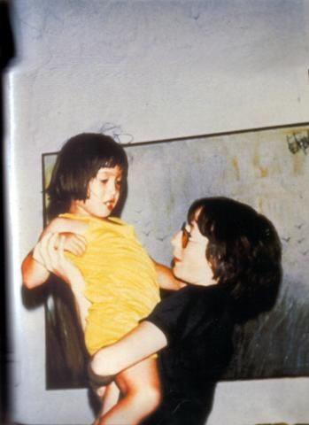 Julian and Sean Lennon http://youtu.be/eDdI7GhZSQA John Lennon Photos, Beatles Kids, Cynthia Lennon, John Lennon And Yoko Ono, John Lennon Yoko Ono, Sean Lennon, Julian Lennon, John Lennon And Yoko, Bug Boy