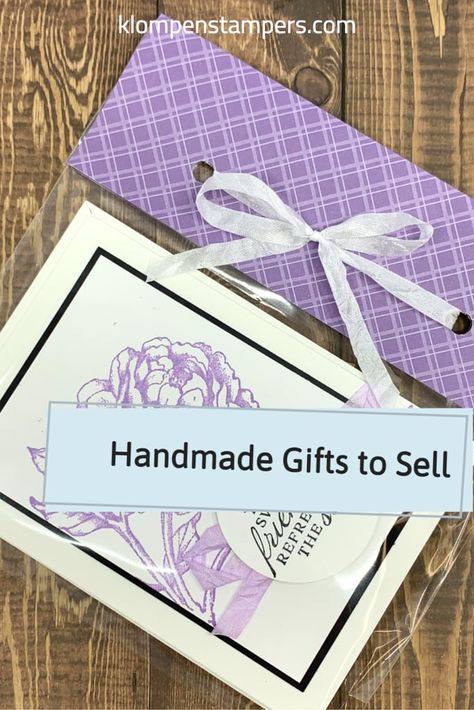 Homemade Note Cards, Papercraft Ideas To Sell, Selling Cards At Craft Fairs, How To Package Gift Tags To Sell, How To Package Greeting Cards To Sell, How To Package Cards To Sell, Selling Homemade Cards, Paper Craft Fair Ideas To Sell, Handmade Cards To Sell