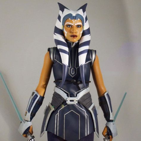 Ahsoka Tano Costume, Ashoka Tano, Star Wars Characters Pictures, Star Wars Costumes, Halloween Costume Outfits, Ahsoka Tano, Star Wars Characters, Rwby, Halloween Costumes