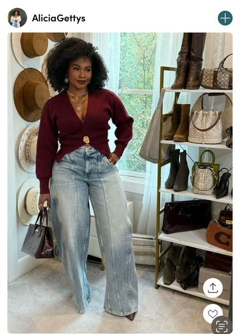 Timeless Fashion Curvy, Creme Top Outfit, Mystic Feminine Archetype Fashion, Outfits For Dark Skin For Women, 2025 Fashion Outfits, Dark Top Light Bottom Outfit, Lori Harvey Style Casual, Joan Clayton Style Girlfriends, Miami Day Outfits