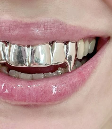 Vampire Grillz, Fang Grillz, Silver Grillz, Grillz Teeth, Diamond Teeth, Midnight Cowboy, Grills Teeth, Vampire Teeth, Tooth Gem