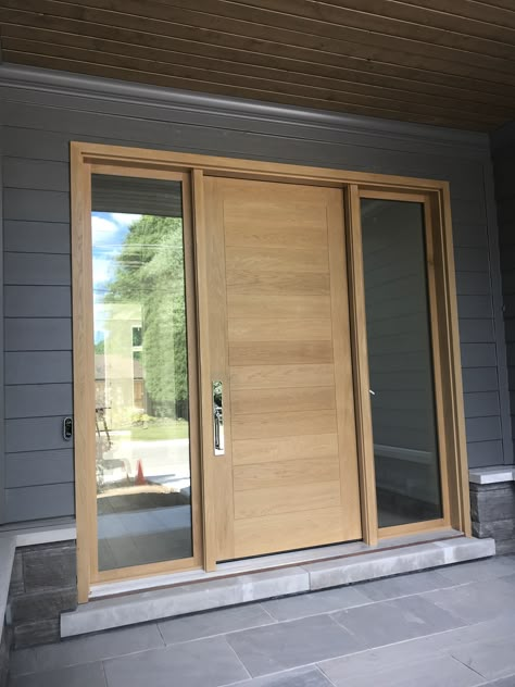 Flat cut white oak with clear varnish / 2 1/4” thick door Solid Doors Entrance, White Oak Entry Doors, Oak Entry Door, White Oak Door Exterior, Modern Wood Exterior Door, White Oak Entry Door, Oak Exterior Door, Scandinavian Door Design, Light Oak Front Door