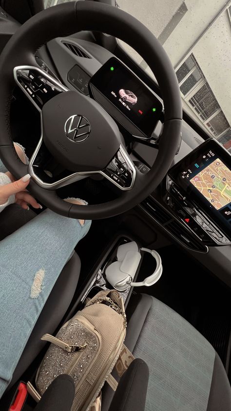 #jennymcread #snapchat #fakestory #volkswagen #luxury Volkswagen Golf Aesthetic, Nivus Volkswagen, Volkswagen Aesthetic, Car Poses, Top Luxury Cars, Volkswagen Car, Dream Cars Jeep, Girly Car, Car Purchase