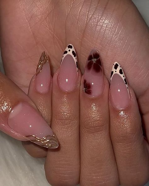 November Nails Ideas Short, Fall Nails Maximalist, Rich Nails, Almond Nails Trendy, Cute November Nails, Cutesy Nails, Ballerina Nails Designs, Rasta Nails, Nyc Nails