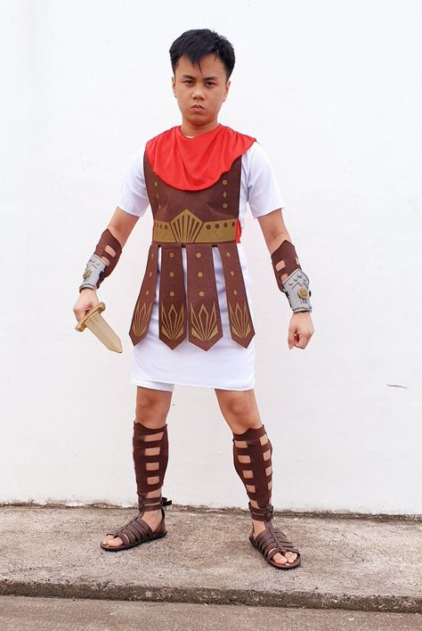 Roman Soldier Costume, Saint Costume, Soldier Costume, Roman Costume, Roman Soldier, Santa Costume, Afro Style, Roman Soldiers, Graduation Gifts