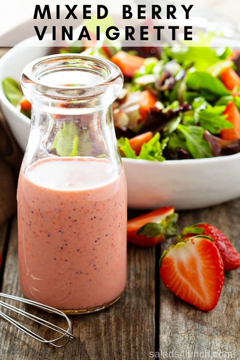 Berry Vinaigrette, Strawberry Salad Dressing, Spinach Salad Dressing, Strawberry Vinaigrette, Delicious Salad Dressings, Vinaigrette Salad, Salad Dressing Recipe, Vinaigrette Recipe, Berry Salad