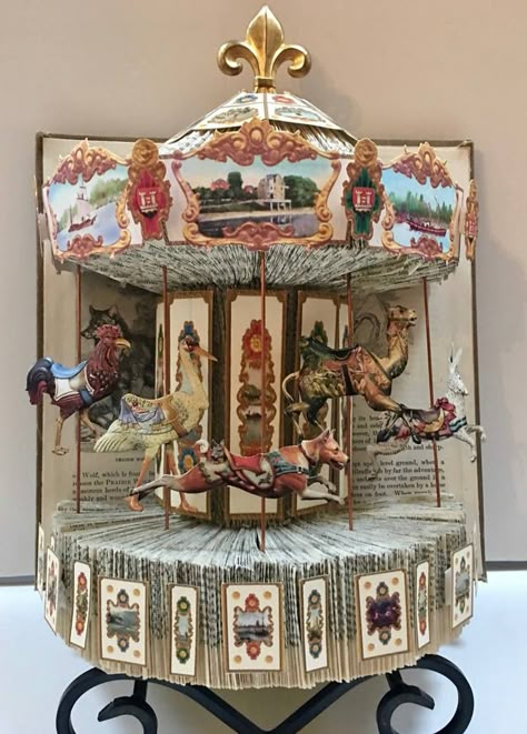 Diorama Art Ideas, Paper Carousel, Book Diorama, Images Victoriennes, Paper Diorama, Carousel Art, Diorama Art, Book Art Sculptures, Funny Books