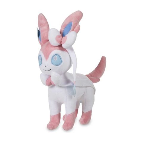 Sylveon Plush, Eevee Sylveon, Dragon Type Pokemon, Eevee Evolution, Eevee Evolutions, Pokemon Toy, Pokemon Stuff, Pokemon Plush, Pokemon Trading Card