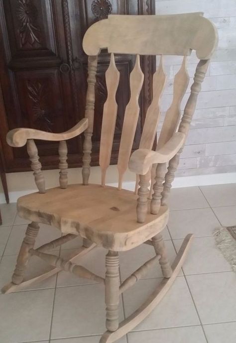 recreating junk rocking chair Rocking Chair Make Over, Rocking Chair Decor Ideas, Refurbished Rocking Chair Wood, Rocking Chair In Living Room Ideas, Refinish Rocking Chair, Chalk Paint Rocking Chair, Old Rocking Chair Makeover, Painted Rocking Chair Ideas, Rocking Chair In Living Room