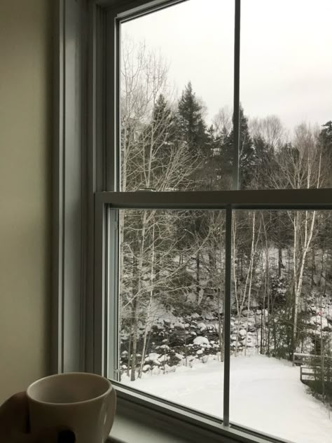 Snow Aesthetic Window, Snow Outside Window Aesthetic, Snowy Window Aesthetic, Winter Window Aesthetic, Snow Outside Window, Winter Lockscreen, Coffee Window, Snow Coffee, Snowy Window