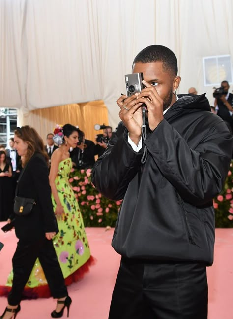 Frank Ocean Met Gala, Blonde Album, R&b Aesthetic, Hip Hop Quotes, Rap Quotes, Historical Quotes, Film Music, The Met Gala, Kid Cudi