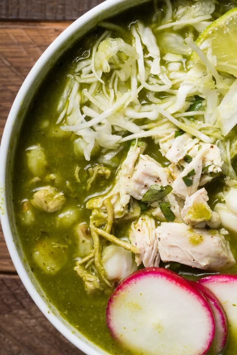 Green Pozole With Chicken: Delicious & Easy 2 Green Chili Verde, Posole Verde Recipe, Poor Man Soup, Chicken Pozole Recipe, Green Pozole, Pozole Verde, Pozole Recipe, Mexican Soup Recipes, Chili Verde