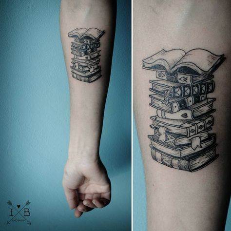 129 Likes, 8 Comments - Irene B | Tattooer (@irenebogachuk) on Instagram: “#Bookstattoo for Olya Thank you! I enjoyed working on this one #IB_TATTOOING #inkspiration…” How To Draw Tattoos, Open Book Tattoo, Books Tattoo, Book Tattoos, Bookish Tattoos, Literary Tattoos, Geniale Tattoos, Tattoo Design Book, Book Tattoo