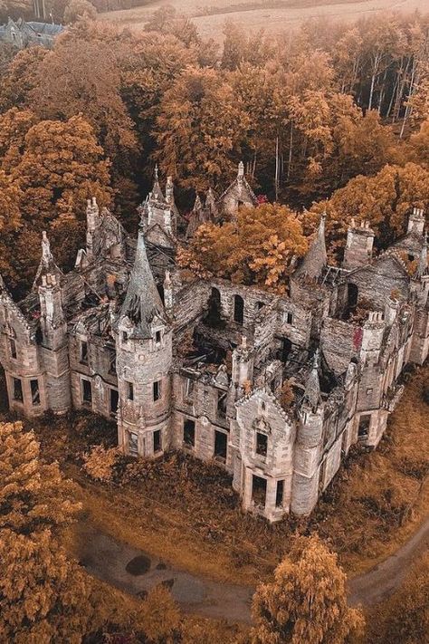 lababidisalah ⬅️ Follow for more! Dunalastair castle, Scotland. Tag a friend who would love to see this ? 🍁 👇

•
•
ᴊᴏɪɴ ᴏᴜʀ ᴛʀᴀᴠᴇʟ ᴄᴏᴍᴍᴜɴɪᴛʏ:
👉 @lababidisalah 🌎