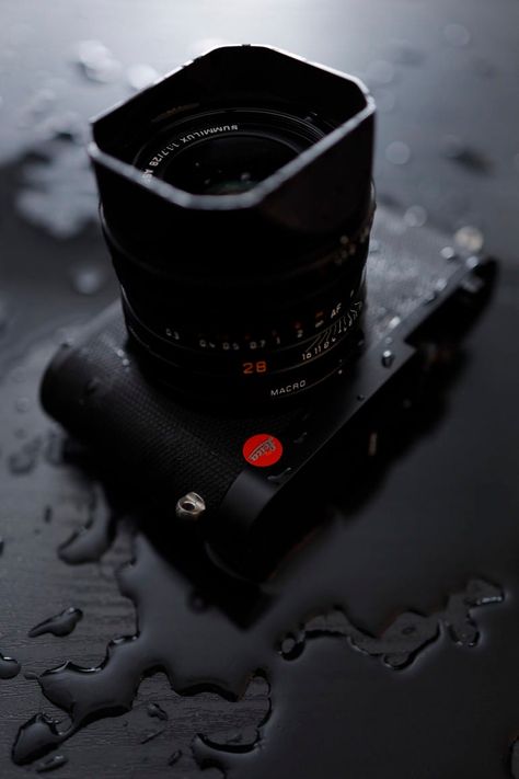 First Impressions: Leica Q2 (This Could be The Most Perfect Leica Yet) Leica D Lux 7, Leica Q2, Leica M10, Leica Photography, Leica M6, Camera Wallpaper, Camera Tattoo, Gopro Photography, Fujifilm Camera