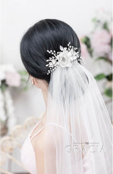 Wedding Headresses, Hair Flowers Wedding, Bridal Hair Half Up Half Down, Bridal Flower Comb, Romantic Bridal Hair, Bridal Hair Half Up, Bridal Hair Flower, Floral Hair Comb, Flower Hair Pieces