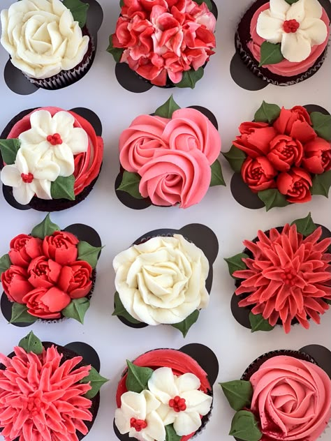 Valentine’s Day Cupcake Decorating Ideas, Valentines Day Cupcakes Ideas, Valentines Cupcakes Decoration, Valentine's Goodies, Valentine Baking, Valentines Cakes And Cupcakes, Cupcakes Bonitos, Valentines Cakes, Valentine Cupcakes