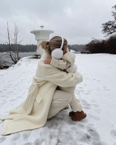 Girls Foto, Winter Photoshoot, Trendy Mom, Mom Son, Future Mom, Mommy Life, Family Goals, Baby Life