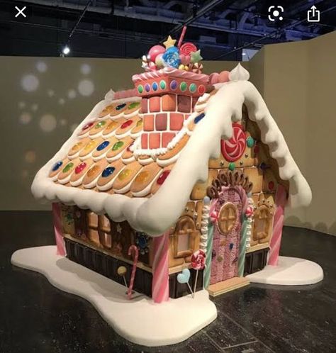 Gingerbread House Hansel And Gretel, Hansel And Gretel Gingerbread House, Gingerbread House Candyland, Candyland Gingerbread House, Candyland House, Hansel And Gretel House, Candy Background, Cool Gingerbread Houses, Gingerbread House Candy