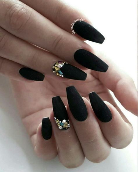 Nails Ideas With Diamonds, Black And Gold Nails Ideas, Gold Nails Ideas, Nails With Stones, Black And Gold Nails, Diamond Nail Designs, Black Gold Nails, Nails Extension, Black Coffin Nails