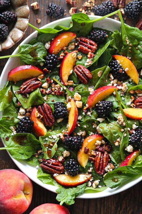 Summer Peach Spinach Salad with Blackberries, Pecans, Feta, and Balsamic Glaze. Summer Peach Spinach Salad, Summer Spinach Salad, Peach Balsamic Salad, Blackberry Salad Recipes, Healthy Food Aesthetically, Balsamic Glaze Salad, Salad Branding, Energy Salad, Salads With Fruit