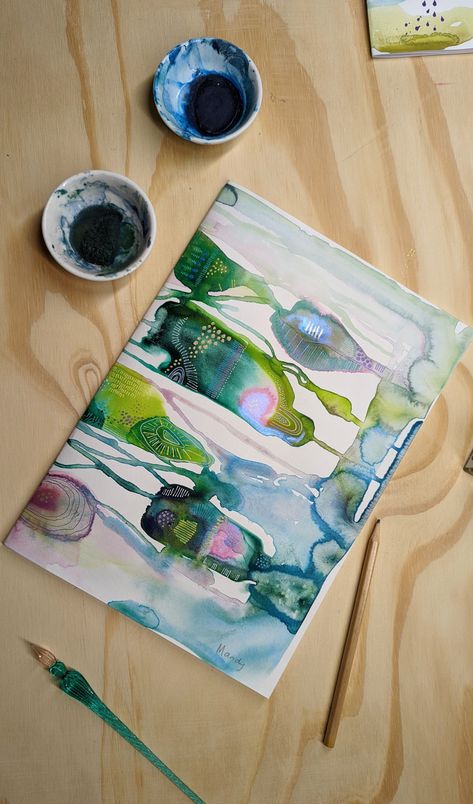 A brightly colored watercolour abstract on a table Trending Watercolor Art, Modern Watercolour Painting, Big Watercolour Painting, Watercolour Abstract Art Inspiration, Abstract Watercolour Painting Ideas, Bold Watercolor Painting, Black Watercolor Art, Watercolor Abstract Art For Beginners, 2023 Art Trends