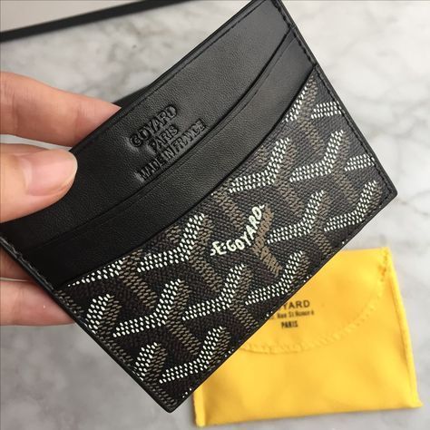 Goyard Wallet Mens, Men Card Holder, Goyard Card Holder Aesthetic, Goyard Luggage, Goyard Card Holder, Luxury Card Holder, Designer Card Holder, Mens Card Wallet, Goyard Handbags