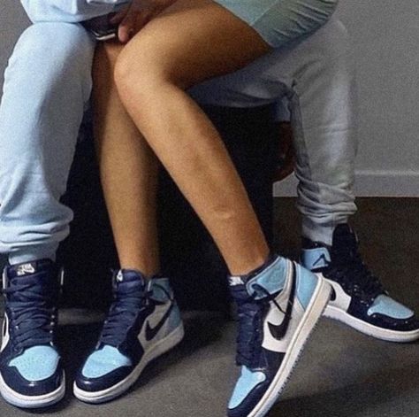 His And Her Sneakers, Matching Nike Shoes For Couples, Air Jordans Couple, Matching Shoes For Couples, Couple Shoes Matching, Jordan Couples, Couples Shoes, Couple Outfits Matching, Shoes Matching