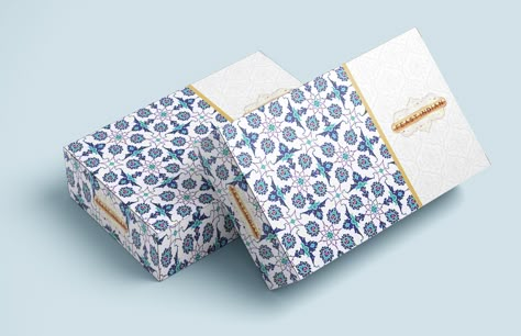 Dates Packaging Design Boxes, Sweet Box Design Ideas, Sweet Packaging Ideas, Sweets Box Packaging, Ramadan Packaging, Sweet Box Packaging, Sweet Packaging Design, Luxury Box Design, Packing Box Design