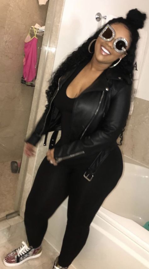 Plus Size All Black Outfit Fall, Plus Size Bowling Outfit, Plus Size Bowling Date Outfit, Comedy Show Outfit Night Black Women Plus Size, Leather Jacket Plus Size Outfits, Plus Size Winter Club Outfits, R N B Concert Outfit, Las Vegas Outfit Plus Size, All Black Outfits For Women Night