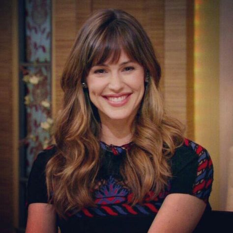 Jennifer Garner Bangs Jennifer Garner, Jennifer Garner Hair Bangs, Jennifer Garner Bangs, Jennifer Garner Hair, Hairstyle Names, Square Face, Hair With Bangs, Hair Bangs, Long Hair With Bangs