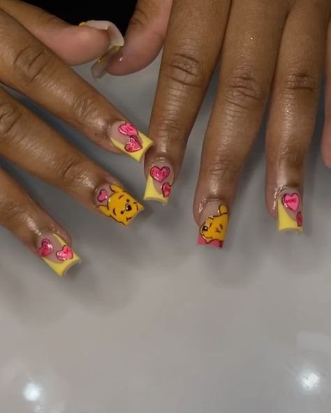 Short Winnie The Pooh Nails, Fall Winnie The Pooh Nails, Winnie The Pooh Nail Designs, Winnie Pooh Nails, Winnie The Pooh Nails Acrylic, Pooh Bear Nails, Eeyore Nails, Cute Cartoon Nails, Winnie The Pooh Nails