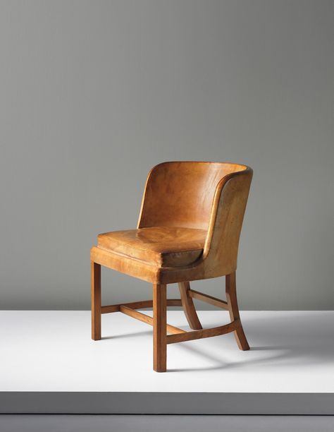 Kaare Klint; #5121 Mahogany and Leather Chair for  the Crown Prince Frederik IX of Denmark and Princess Ingrid of Sweden, 1935. Hanging Chair Indoor, Modern Leather Chair, Modern Desk Chair, Kaare Klint, Tabletop Fountain, Cabinet Makers, Mid Century Modern Furniture, Nordic Design, Leather Chair