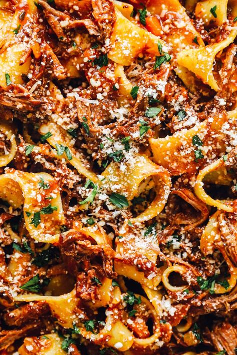 Crockpot Beef Ragu, Beef Ragu Crockpot Recipes, Crockpot Ragu Braised Beef, Slow Cooker Pork Ragu, Slow Cooker Ragu Beef, Beef Mushroom Ragu, Ragu Recipes Slow Cooker, Chuck Roast Ragu Crock Pot, Easy Beef Ragu