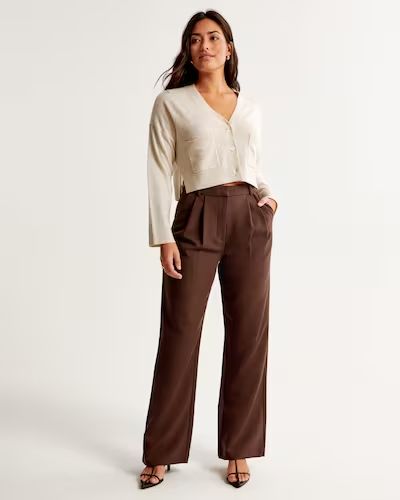 Women's Fall Outfitting | Abercrombie & Fitch Abercrombie And Fitch Outfits, Sloane Tailored Pant, Tailored Pants Women, Abercrombie And Fitch Outfit, Dressy Jeans, Pants Outfit Fall, Capsule Wardrobe Essentials, Midsize Fashion, Women's Bottoms