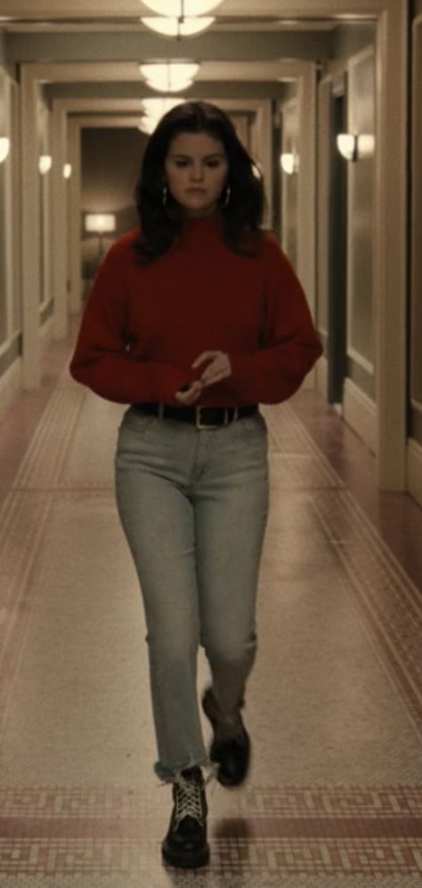 Mabel Aesthetic Only Murders, Mabel Mora Fashion, Selena Gomez Omitb Outfit, Selena Gomez Fall Outfits, Mabel Omitb Outfits, Mable Mora Outfits, Omitb Mabel Outfit, Mabel Mora Style, Mable Mora Only Murders In The Building Outfits