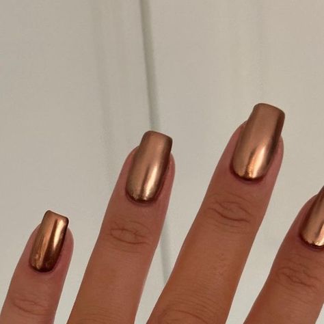 Brown Shine Nails, Golden Brown Nails, Tortoiseshell Nails With Gold, Toffee Chrome Nails, Brown Nails Matalic, Light Brown Shimmer Nails, Biab Nail, Sweet Nails, Golden Nails