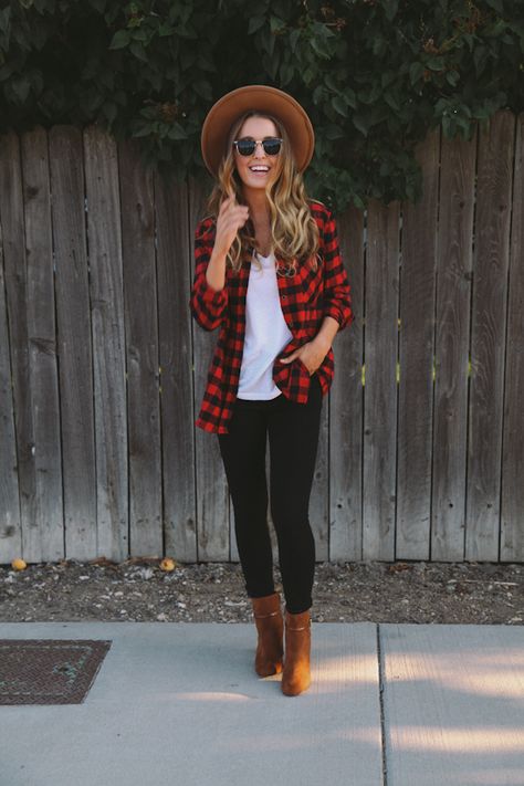 thought of the day | The Daybook | Bloglovin Plaid Shirt Outfits, Flannel Outfits, Red Plaid Shirt, Plaid Outfits, Red Checkered, Thought Of The Day, Fall Winter Outfits, Outfits Casuales, Long Sleeve Casual