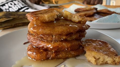 Plantain fritters - Original Flava Jamaican Saltfish Fritters Recipe, Curried Goat Recipe, Plantain Fritters, Jamaican Curry Goat, Healthy Breakfast Baking, Vegan Board, Brown Stew Chicken, Goat Recipes, Salmon Spices