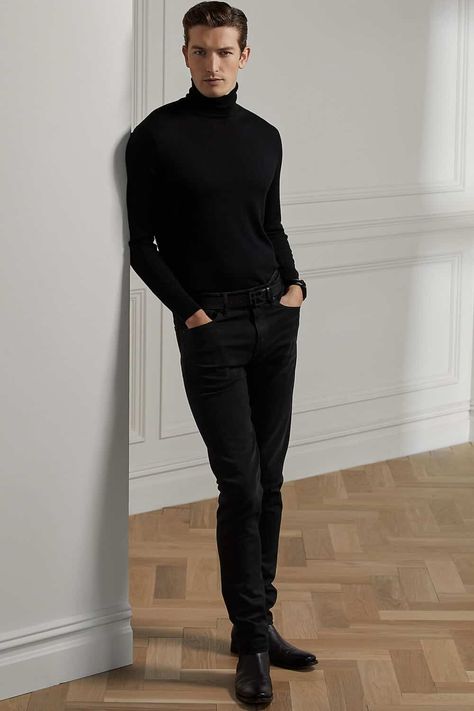 Mens Black Jeans Outfit, Turtle Neck Outfit Men, Jeans Outfit Inspiration, Turtleneck Outfit Men, Black Turtleneck Outfit, 60s Fashion Trends, Turtleneck Outfits, Boots Men Outfit, Cool Looks