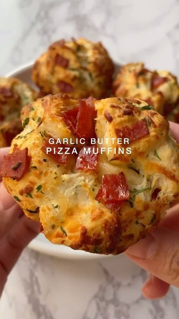 Garlic Butter Pizza Muffins, Pizza Pull Apart Muffins, Pizza Muffins With Pizza Dough, Muffin Top Pan Recipes, Pull Apart Pizza Muffins, Mini Muffin Tin Recipes, Muffin Top Pan, Pizza Cupcakes, Hand Pies Savory