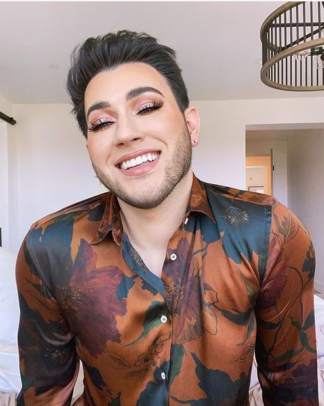 Men Wearing Makeup, Manny Mua, Men's Wear, Party Makeup, Mens Summer, Makeup, Hair, How To Wear, Beauty